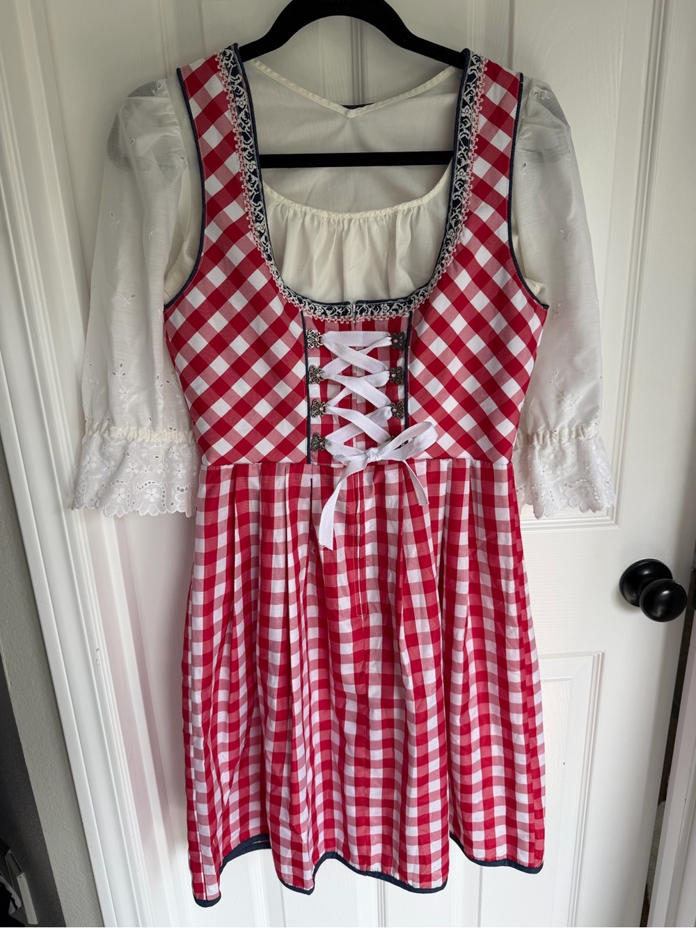 Kojooin Drindl Dress